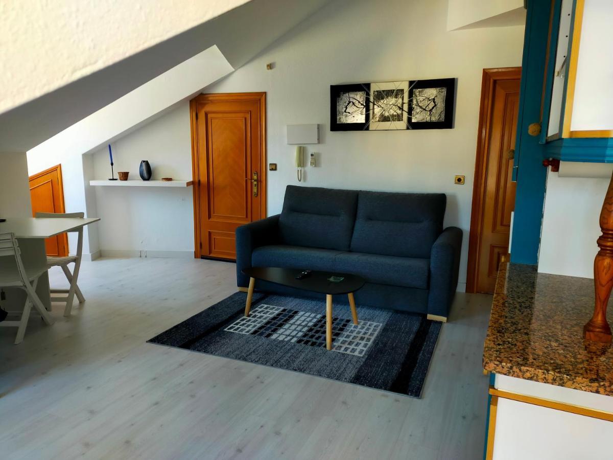 Apartamento En El Casco Antiguo De Ponferrada Esterno foto