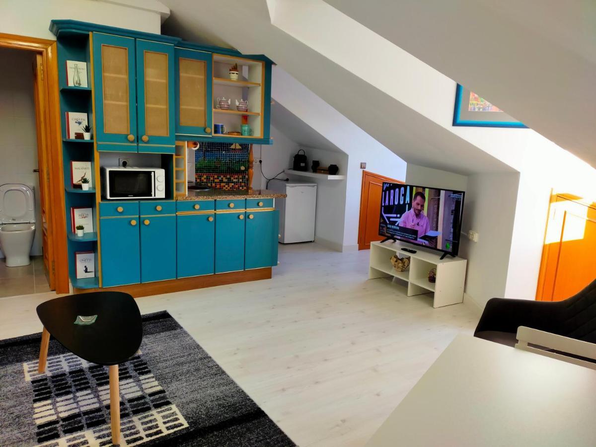Apartamento En El Casco Antiguo De Ponferrada Esterno foto