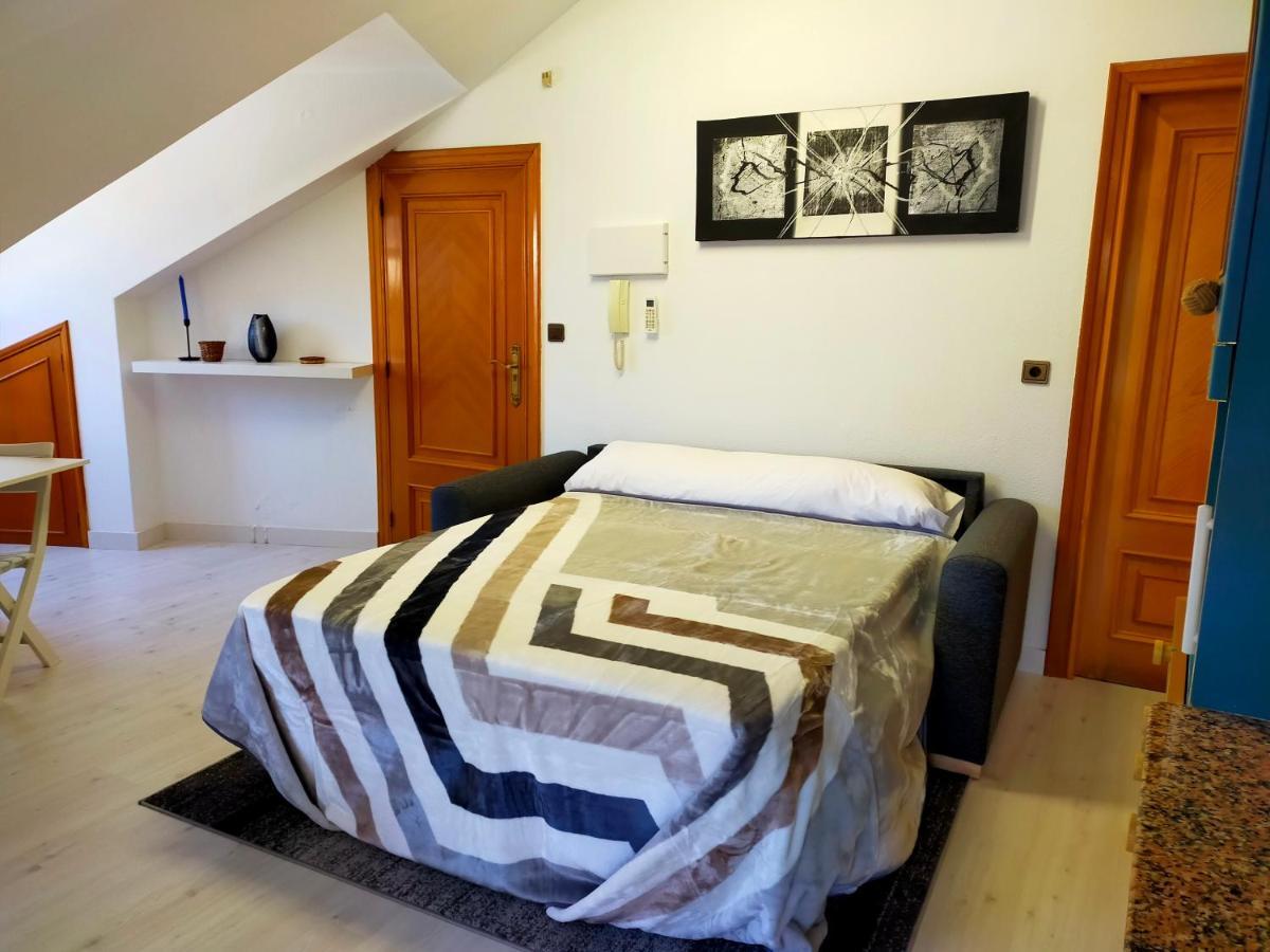 Apartamento En El Casco Antiguo De Ponferrada Esterno foto