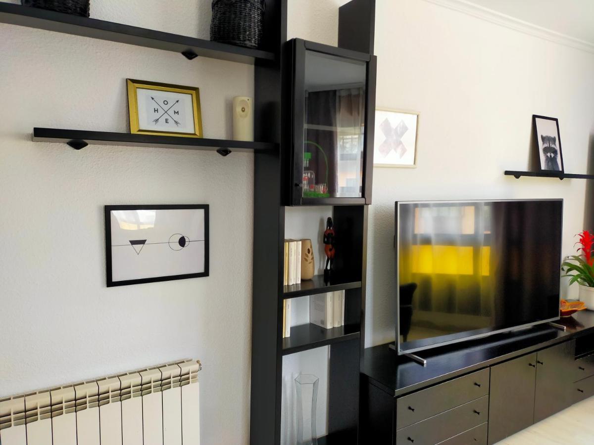 Apartamento En El Casco Antiguo De Ponferrada Esterno foto